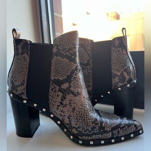 Charles David Shoes - Snakeskin Ankle Booties with Studs - Size 8.5